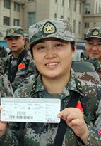 解放軍医療隊30人がエボラ患者治療のため西アフリカへ